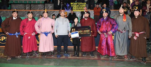 Үндэсний бөх: Архангай аймгийн баг ялалт байгууллаа